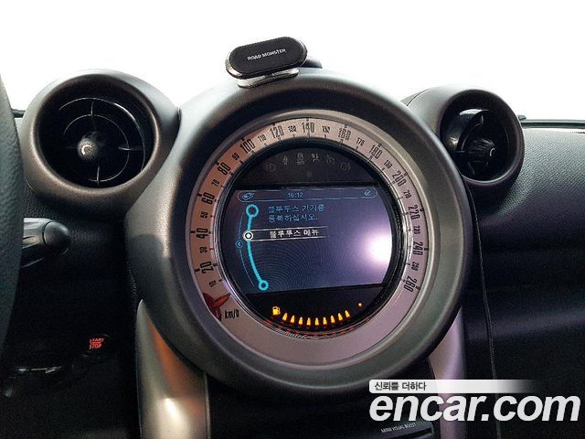 MINI Cooper D Countryman SE 1st 2012 — фото 15