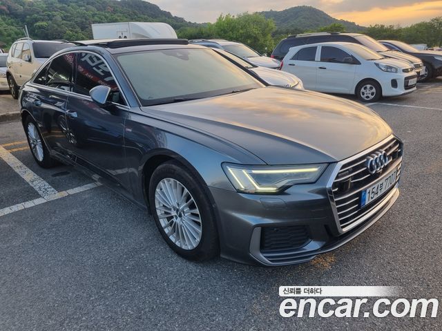 Audi A6 (C8) 45 TFSI Quattro Premium 2021 — фото 2