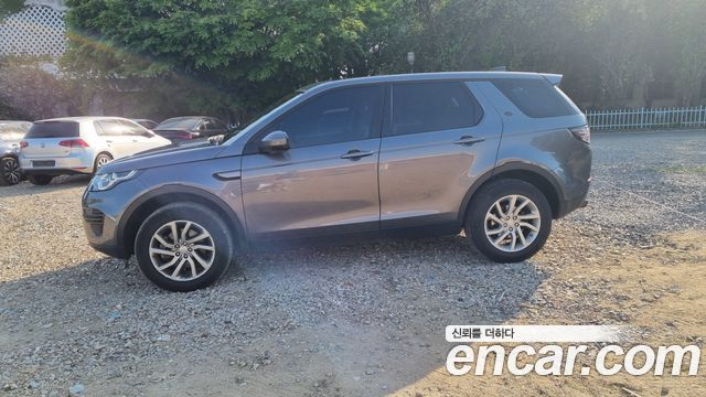Land Rover Discovery Sport 2.0 TD4 SE 2017 — фото 3