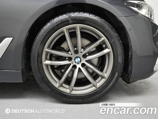 BMW 5 Series (G30) 520d M Sport package 2018 — фото 5