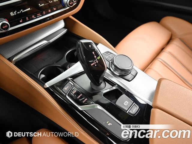BMW 5 Series (G30) 520d M Sport package 2018 — фото 21