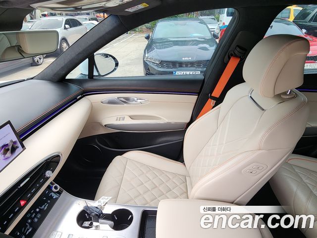 Genesis GV70 3.5T Gasoline AWD 2025 — фото 8