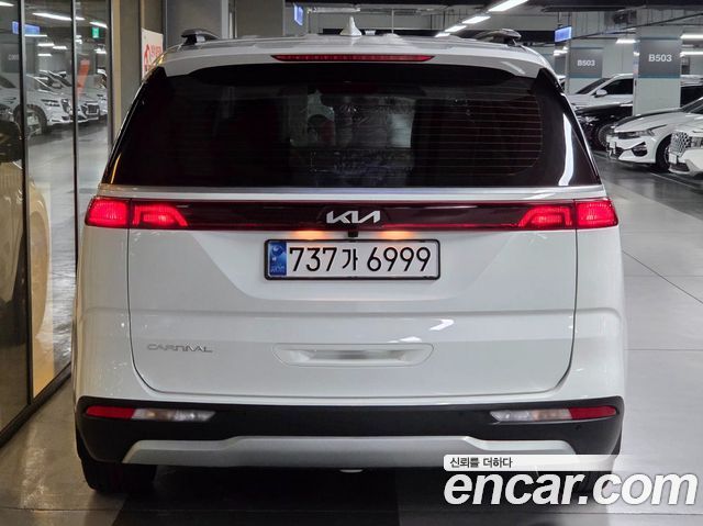 Kia Carnival (IV) Diesel 11-Seater Prestige 2023 — фото 5