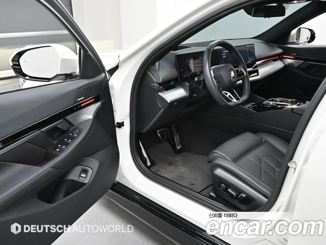 BMW 5 Series (G60) 520i M Sport 2024 — фото 15