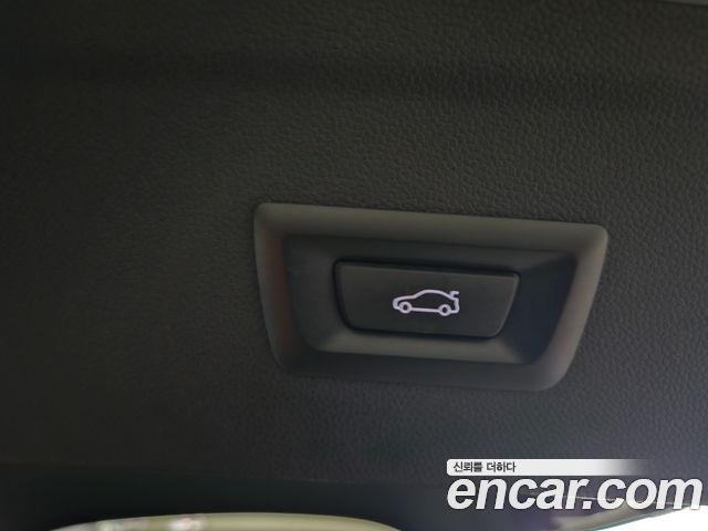BMW iX xDrive50 Sports Plus 2023 — фото 15