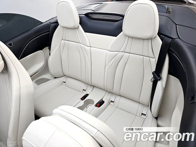 Mercedes-Benz CLE-Class (C236) CLE200 Cabriolet 2025 — фото 9