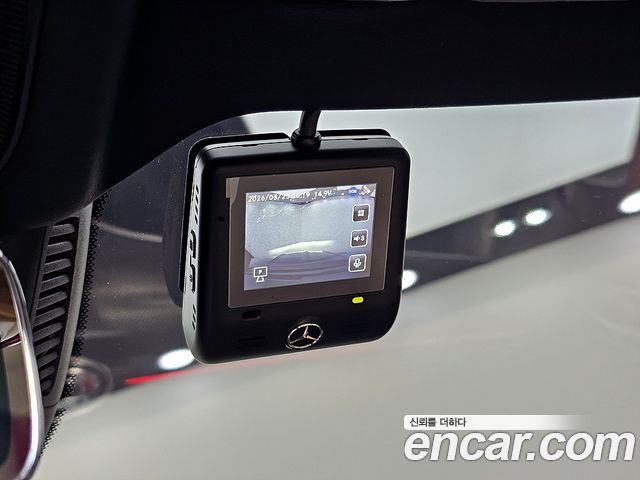 Mercedes-Benz CLE-Class (C236) CLE200 Cabriolet 2025 — фото 10