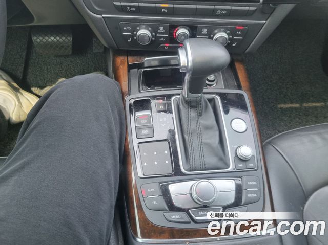 Audi A6 45 TDI Quattro Dynamic C7 2015 — фото 16