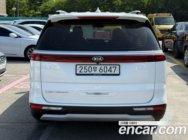 Kia Carnival (IV) Diesel 9-Seater Prestige 2021 — фото 4