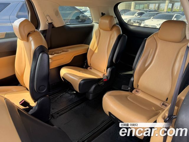 Kia Carnival (IV) Diesel 9-Seater Prestige 2021 — фото 15