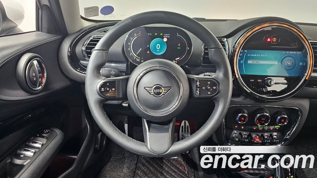 MINI Cooper Clubman Classic 2nd 2023 — фото 12