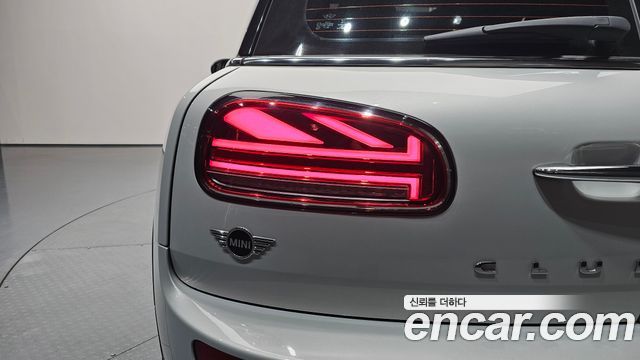 MINI Cooper Clubman Classic 2nd 2023 — фото 23
