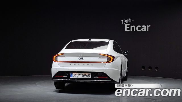 Hyundai Sonata (DN8) 2.0 Premium Plus 2022 — фото 4