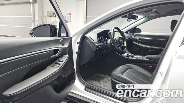 Hyundai Sonata (DN8) 2.0 Premium Plus 2022 — фото 10