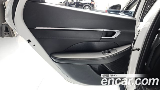 Hyundai Sonata (DN8) 2.0 Premium Plus 2022 — фото 31