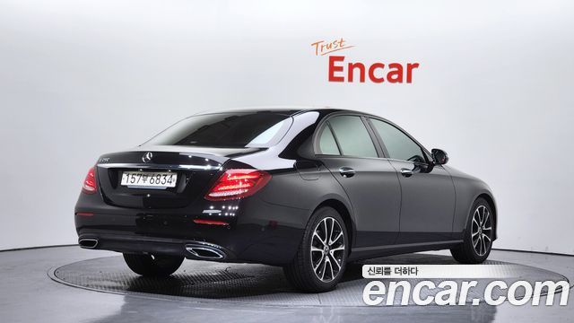 Mercedes-Benz E-Class (W213) E250 Avantgarde 2020 — фото 2