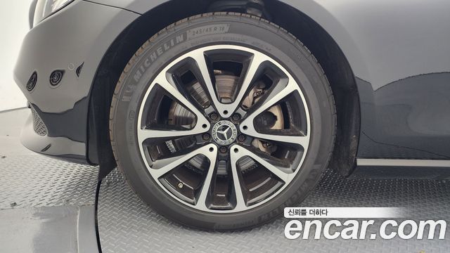 Mercedes-Benz E-Class (W213) E250 Avantgarde 2020 — фото 5