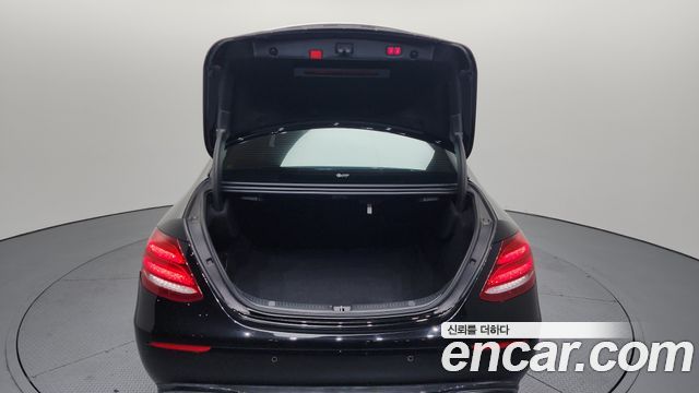 Mercedes-Benz E-Class (W213) E250 Avantgarde 2020 — фото 20