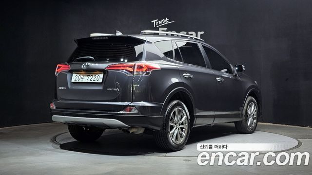 Toyota RAV4 2.5 2WD 4th 2018 — фото 2