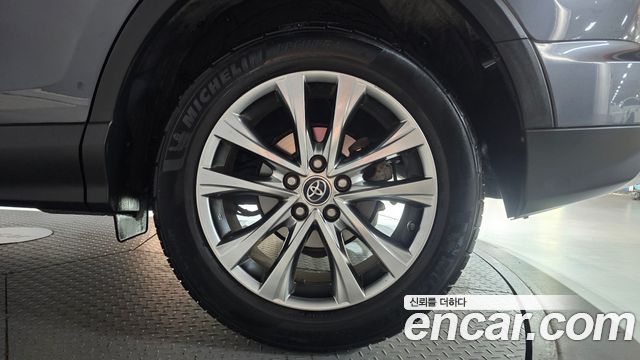 Toyota RAV4 2.5 2WD 4th 2018 — фото 21