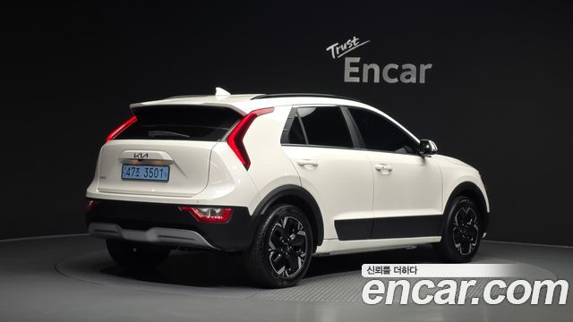 Kia Niro EV Air 2023 — фото 2