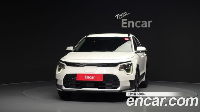 Kia Niro EV Air 2023 — фото 3