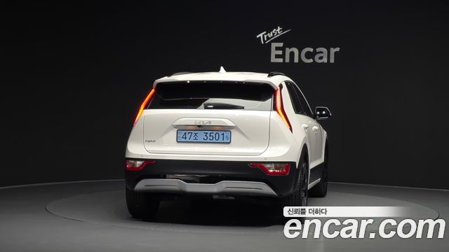 Kia Niro EV Air 2023 — фото 4