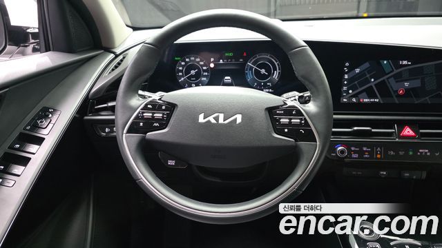 Kia Niro EV Air 2023 — фото 13