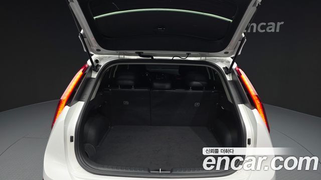 Kia Niro EV Air 2023 — фото 20