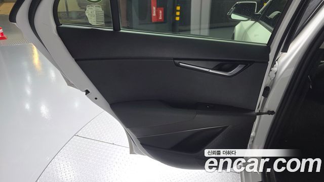 Kia Niro EV Air 2023 — фото 25