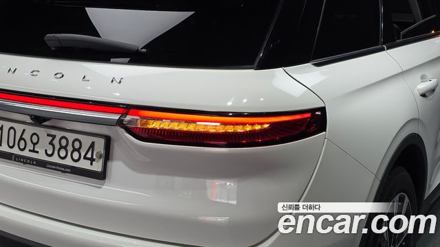 Lincoln Corsair 2.0 Reserve AWD 2020 — фото 23