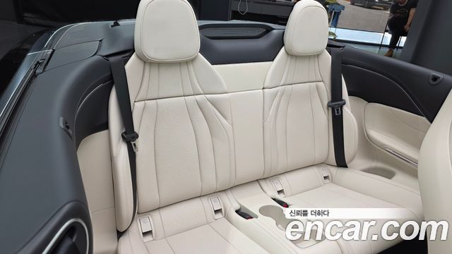 Mercedes-Benz CLE-Class (C236) CLE200 Cabriolet 2024 — фото 12