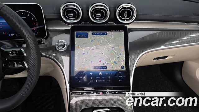 Mercedes-Benz CLE-Class (C236) CLE200 Cabriolet 2024 — фото 14