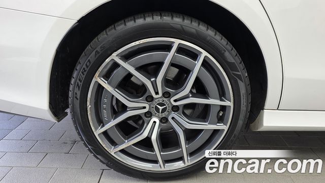 Mercedes-Benz E-Class (W213) E220d 4MATIC AMG Line 2021 — фото 5