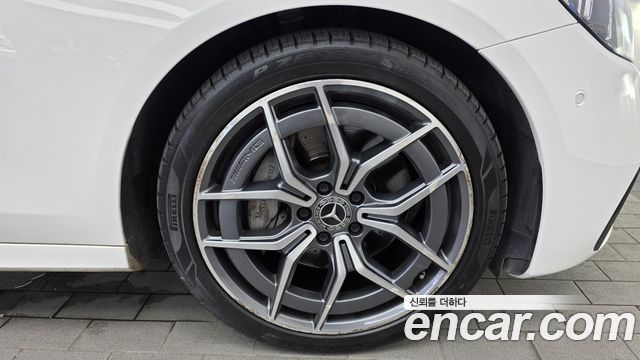 Mercedes-Benz E-Class (W213) E220d 4MATIC AMG Line 2021 — фото 21