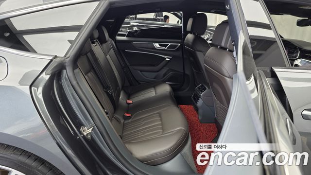Audi A7 (4K) 55 TFSI Quattro Premium 2021 — фото 12