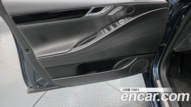 Genesis G80 (RG3) Gasoline 2.5 Turbo 2WD 2022 — фото 24
