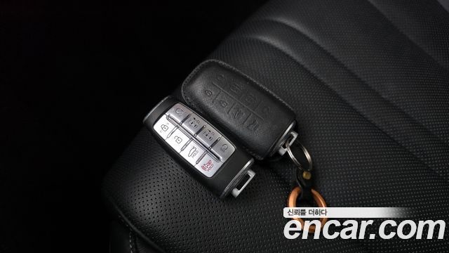 Genesis G80 (RG3) Gasoline 2.5 Turbo 2WD 2022 — фото 32