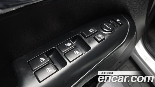Kia Mohave 4WD QV 300 2014 — фото 29