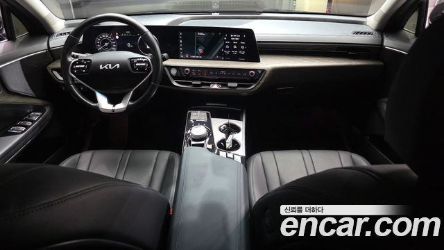 Kia K8 2.5 Gasoline 2WD Noblesse 2023 — фото 7