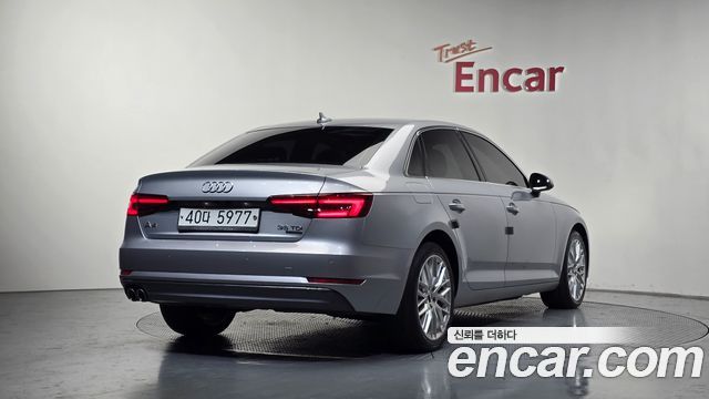 Audi A4 (B9) 35 TDI Quattro Premium 2018 — фото 2