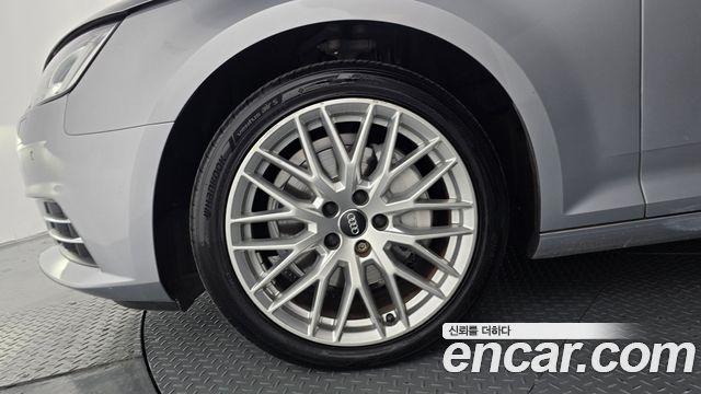 Audi A4 (B9) 35 TDI Quattro Premium 2018 — фото 5