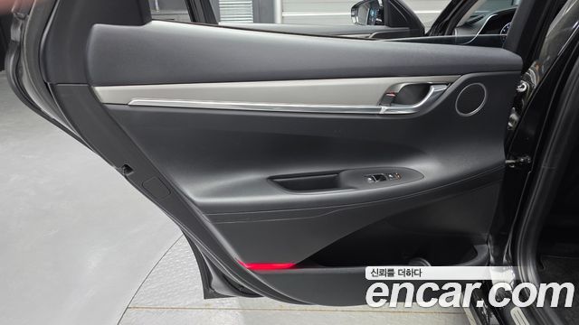 Hyundai Grandeur (IG) 2.5 Premium 2022 — фото 25