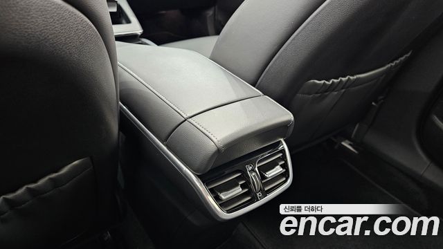 Hyundai Grandeur (IG) 3.0 LPi Rent Car Modern 2022 — фото 18