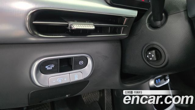 Genesis GV60 Standard 2022 — фото 13