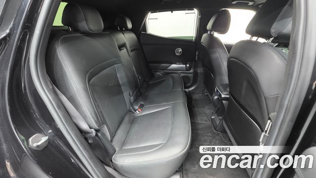 Genesis GV60 Standard 2022 — фото 32