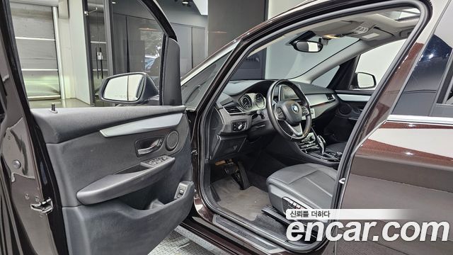 BMW 2 Series Active Tourer (F45) Joy 2020 — фото 10