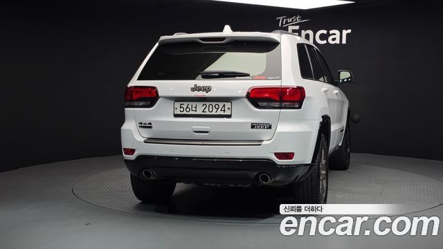 Jeep Grand Cherokee 3.0 Diesel 75th Special Edition WK2 2016 — фото 4