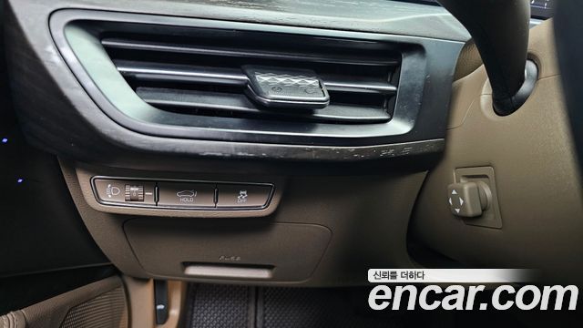 Kia K8 2.5 Gasoline 2WD Noblesse 2022 — фото 31