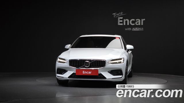Volvo S60 (III) B5 Inscription 2021 — фото 3